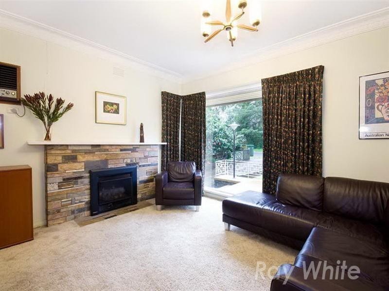 22 Clifton Street, Blackburn VIC 3130