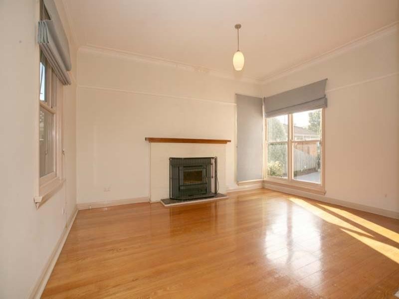 1/95 Station Street, Burwood VIC 3125