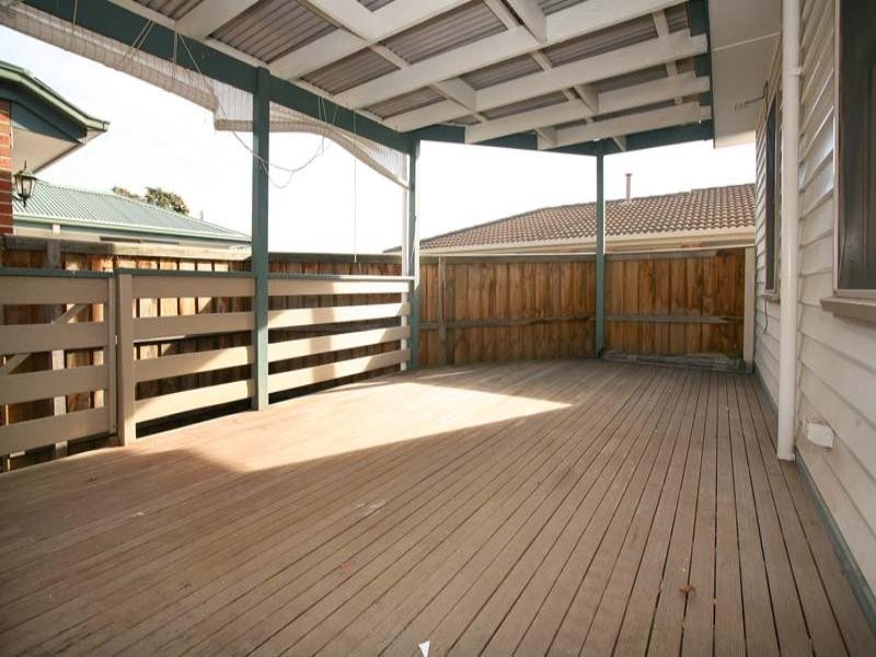 1/95 Station Street, Burwood VIC 3125