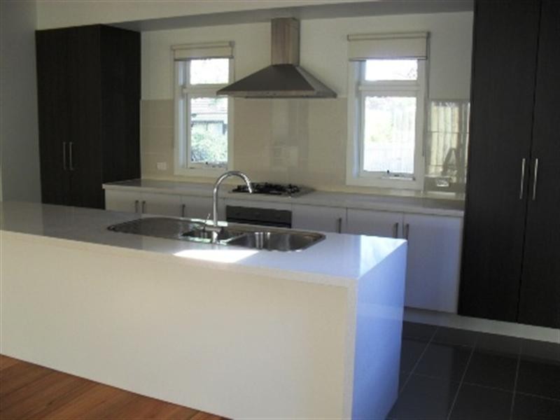 1 Langtree Court, Blackburn VIC 3130