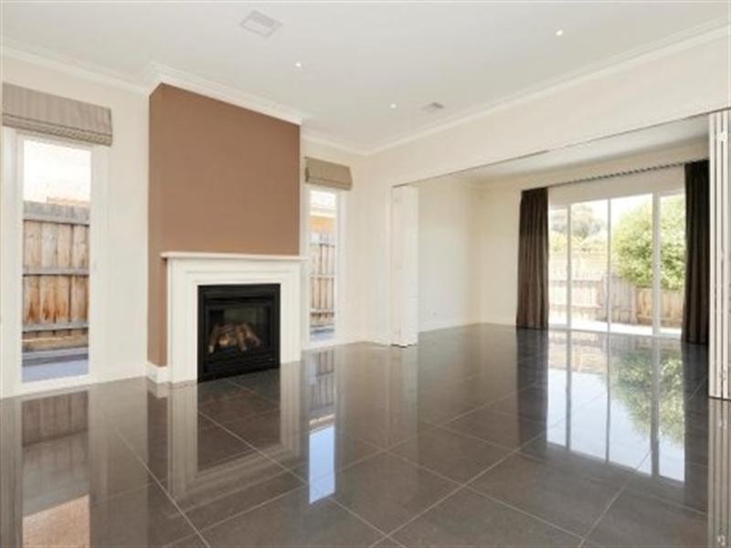 7 Lichfield Grove, Mont Albert North VIC 3129