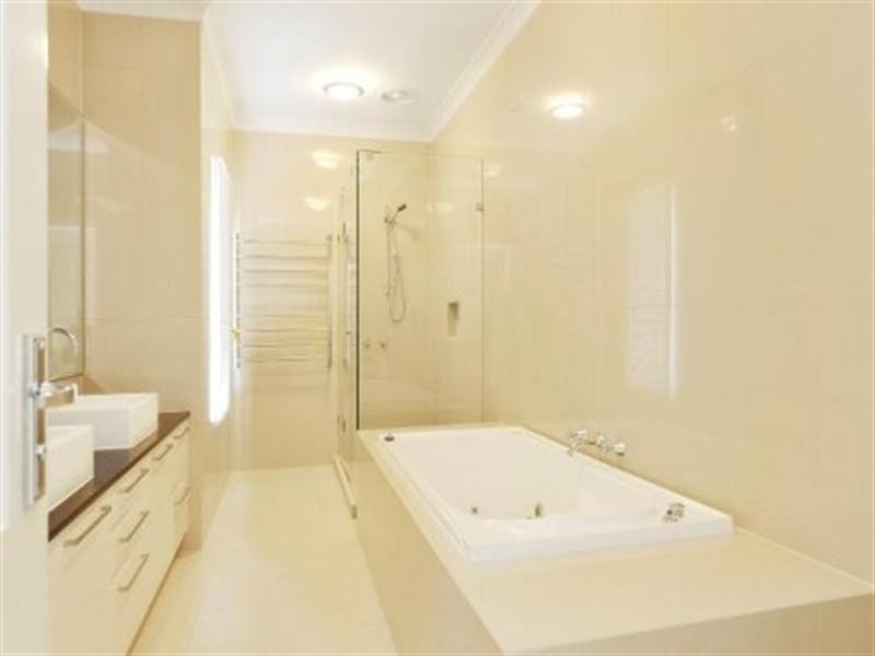 7 Lichfield Grove, Mont Albert North VIC 3129