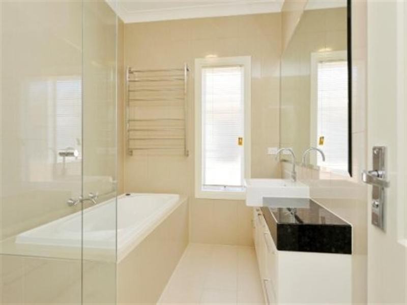 7 Lichfield Grove, Mont Albert North VIC 3129