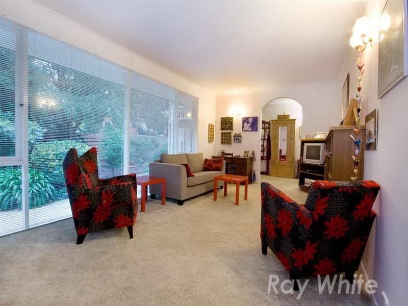 42 Wellington Avenue, Blackburn VIC 3130