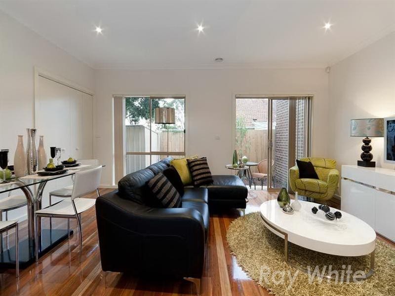 U2, 10a Donald Street, Blackburn South VIC 3130