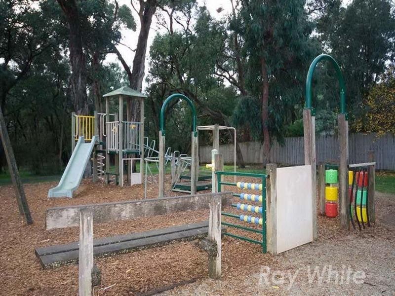 22 Clifton Street, Blackburn VIC 3130