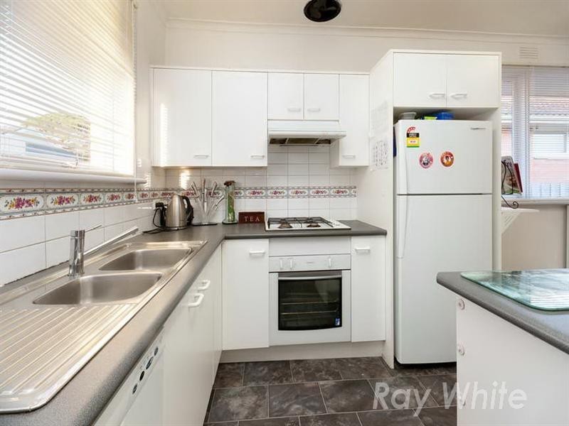 30 Bond Avenue, Blackburn South VIC 3130
