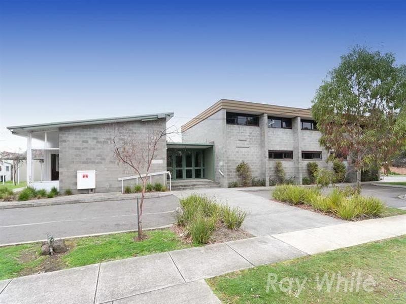 43 Orchard Grove, Blackburn South VIC 3130