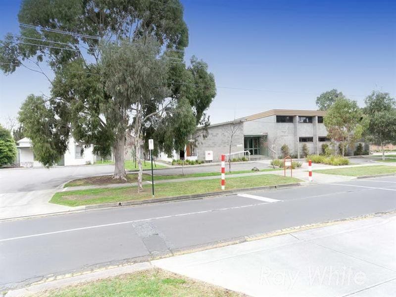 43 Orchard Grove, Blackburn South VIC 3130