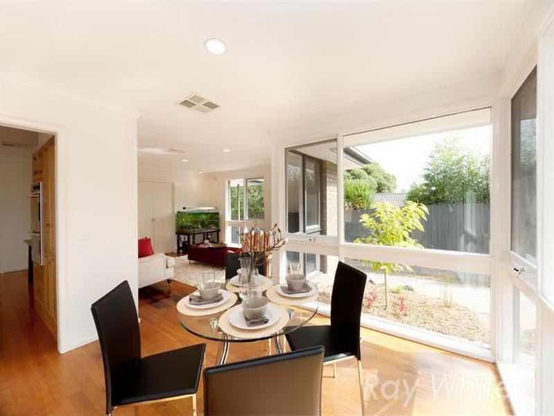 18 Darvall Street, Donvale VIC 3111