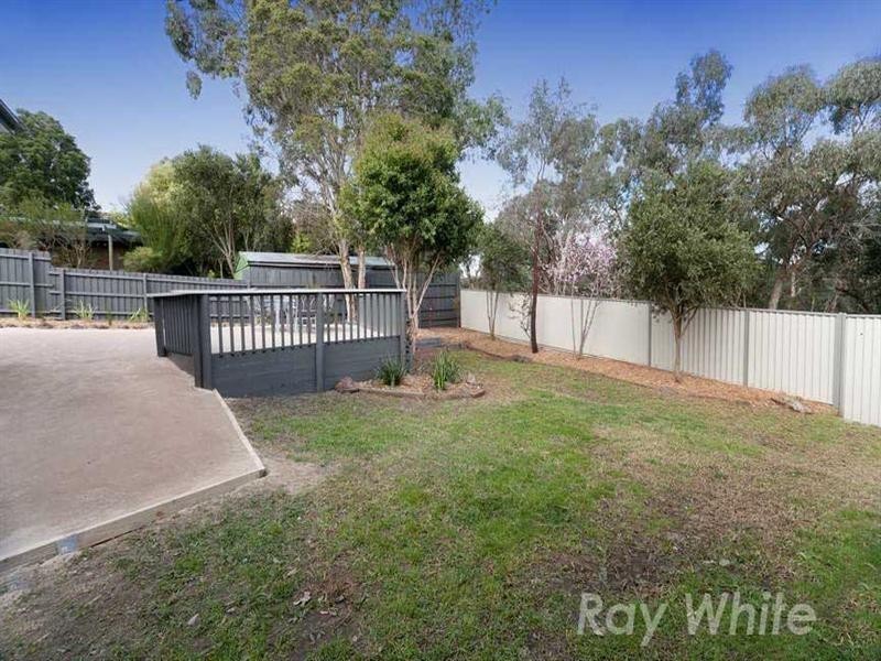 18 Darvall Street, Donvale VIC 3111