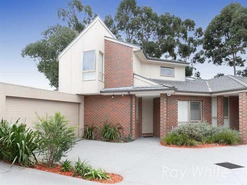 2/9 Poole Street, Burwood VIC 3125