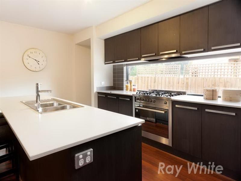 68 Plymouth Road, Croydon VIC 3136