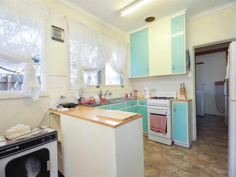 52 Lawrence Street, Blackburn South VIC 3130