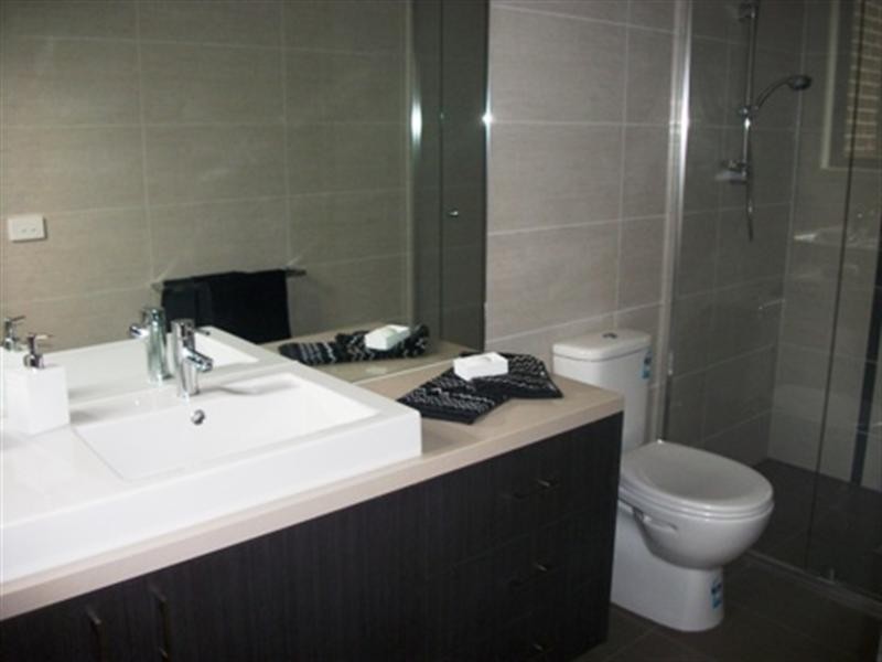 84 Russell Crescent, Doncaster East VIC 3109