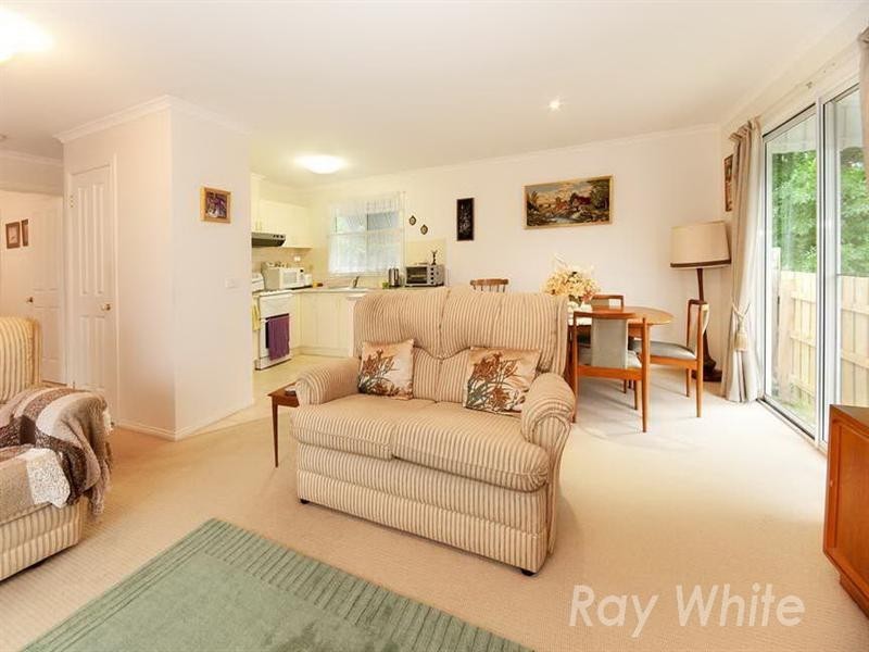 9 Chapman Street, Blackburn North VIC 3130