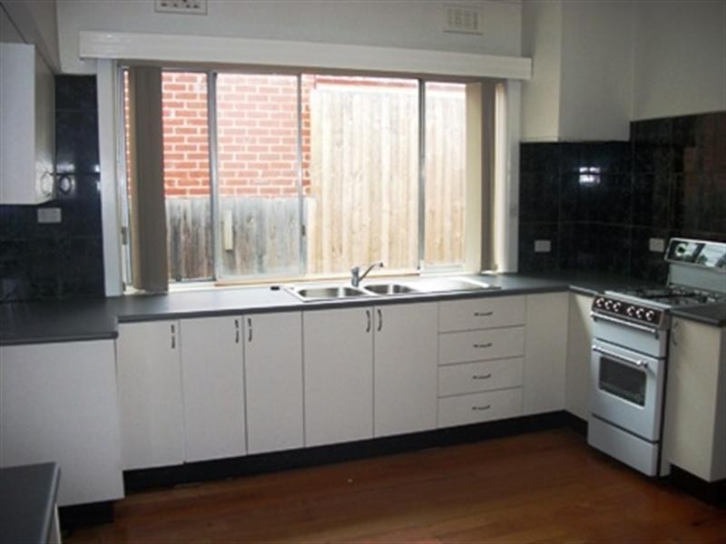 1/42 Maple Street, Blackburn VIC 3130