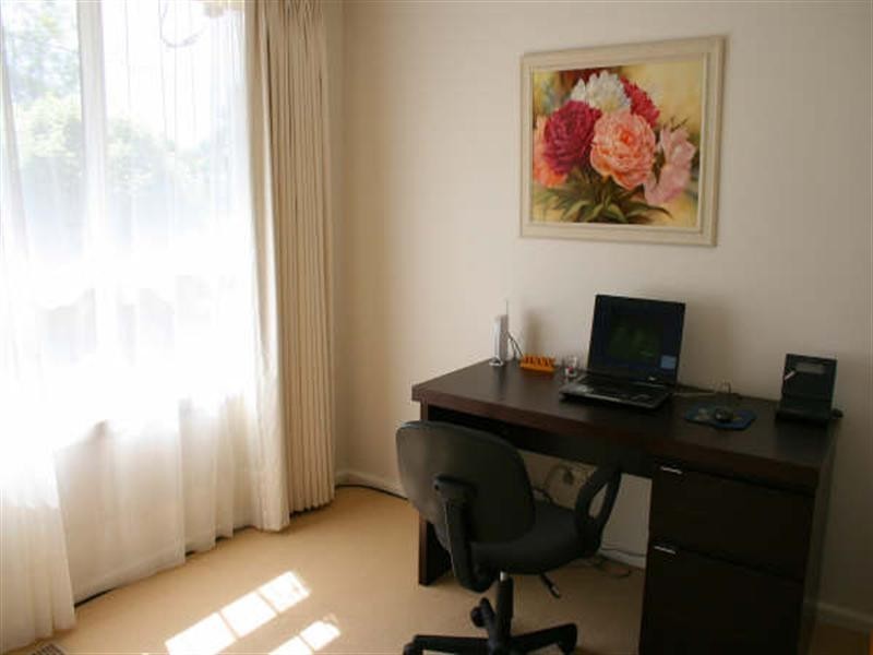 26 Raleigh Street, Blackburn South VIC 3130