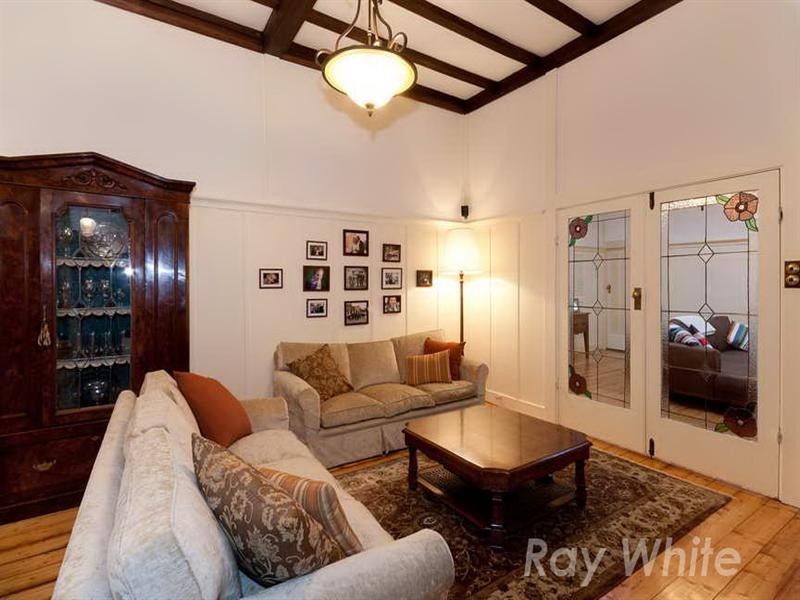 10 Wellington Avenue, Blackburn VIC 3130