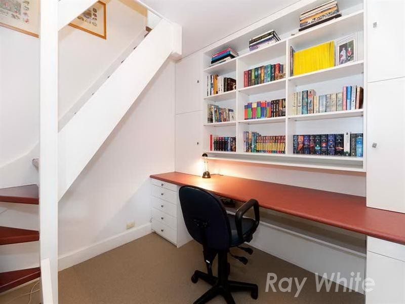 10 Wellington Avenue, Blackburn VIC 3130