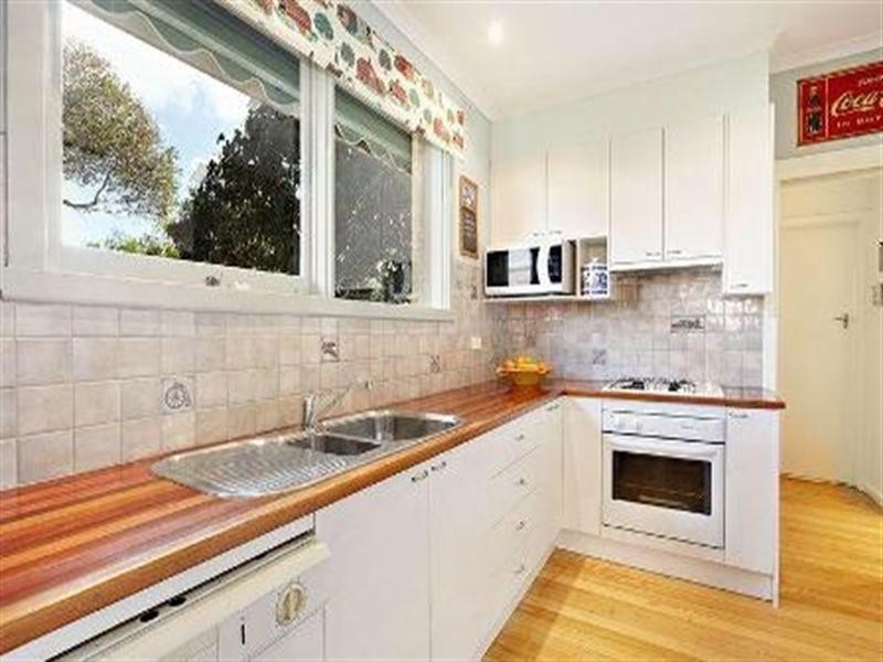 14 Boyle Street, Forest Hill VIC 3131
