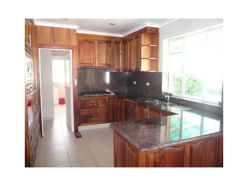 4 Troy Court, Forest Hill VIC 3131