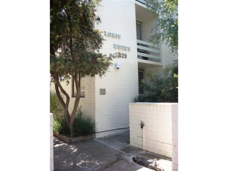 1/829 Park Street, Brunswick VIC 3056