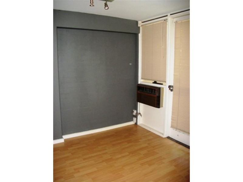 1/829 Park Street, Brunswick VIC 3056