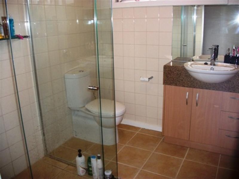 6/28 Lake Road, Blackburn VIC 3130