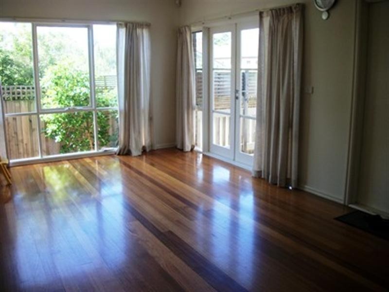 1/17 Milne Street, Mitcham VIC 3132