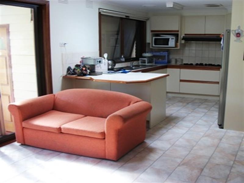 17 Huntingdon Avenue, Bayswater North VIC 3153