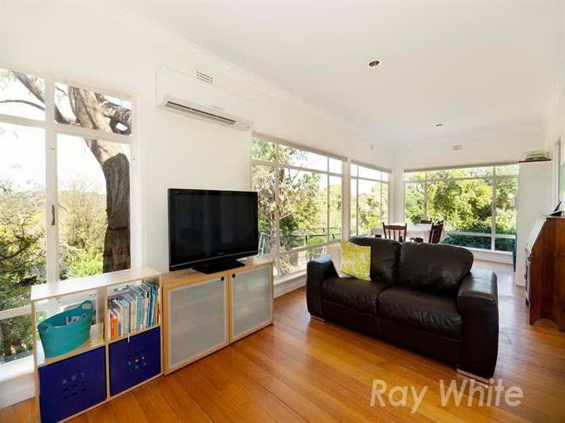 3 Endeavour Street, Mitcham VIC 3132