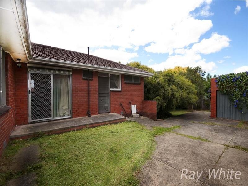 50 McIntyre Street, Burwood VIC 3125