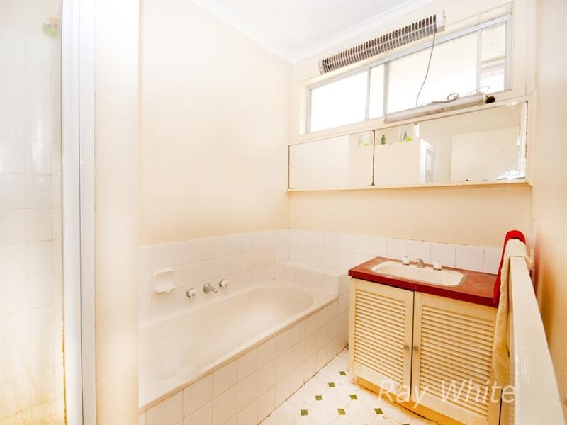 50 McIntyre Street, Burwood VIC 3125