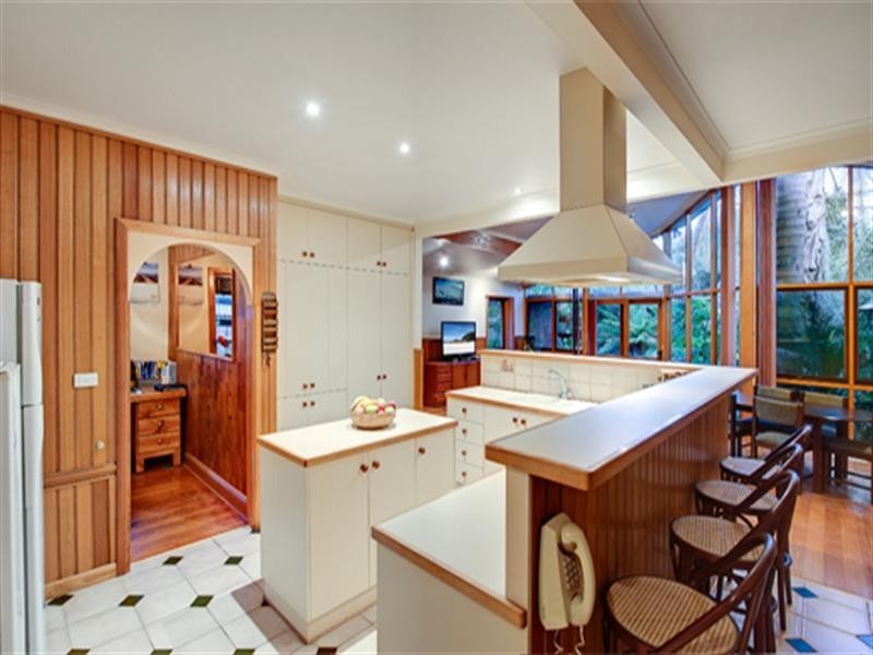 21 Elder Street, Blackburn VIC 3130