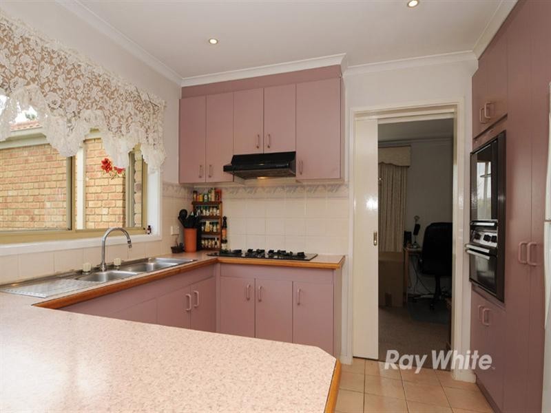 28 Mockridge Street, Wantirna South VIC 3152