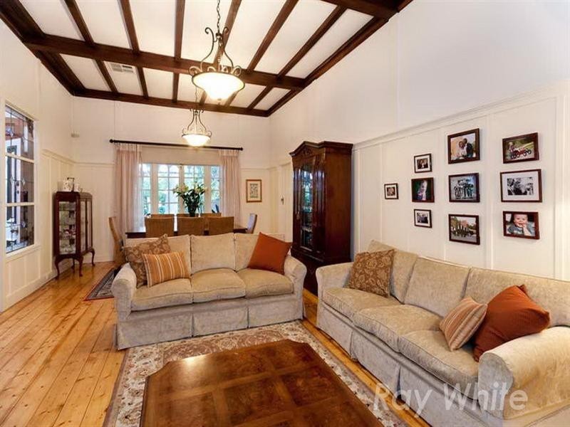 10 Wellington Avenue, Blackburn VIC 3130