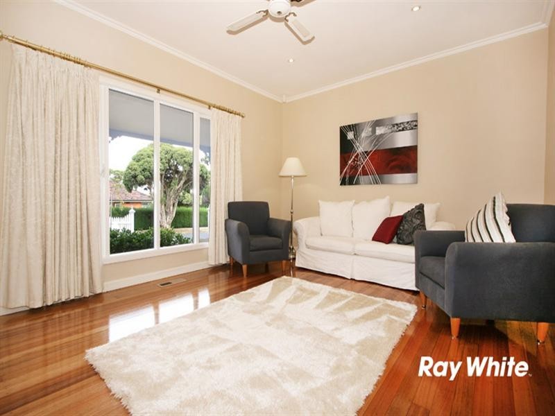 17 Sandy Street, Nunawading VIC 3131