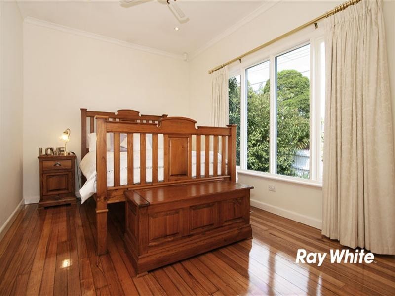 17 Sandy Street, Nunawading VIC 3131