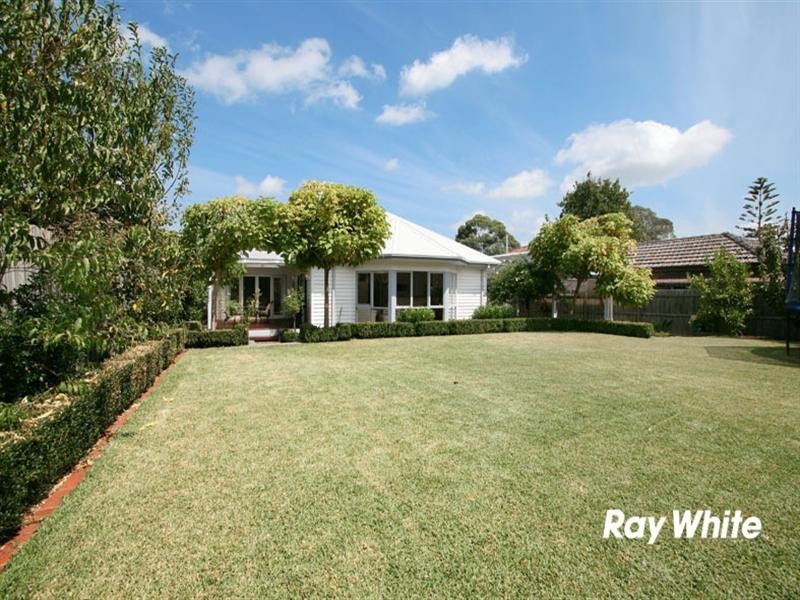 17 Sandy Street, Nunawading VIC 3131