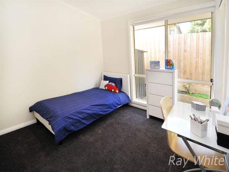 2/3 Kingsclere Street, Vermont VIC 3133