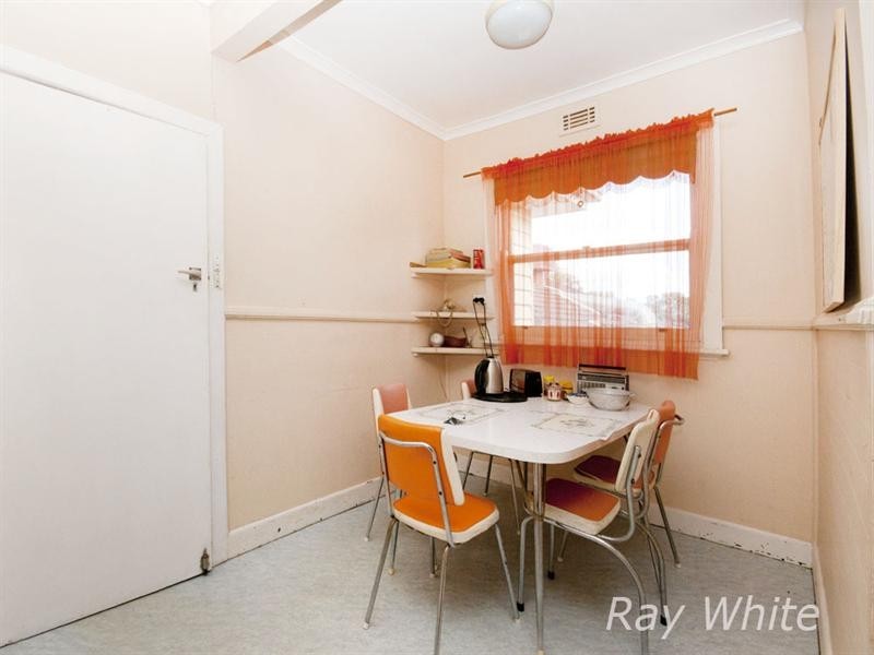 39 Morton Road, Burwood VIC 3125