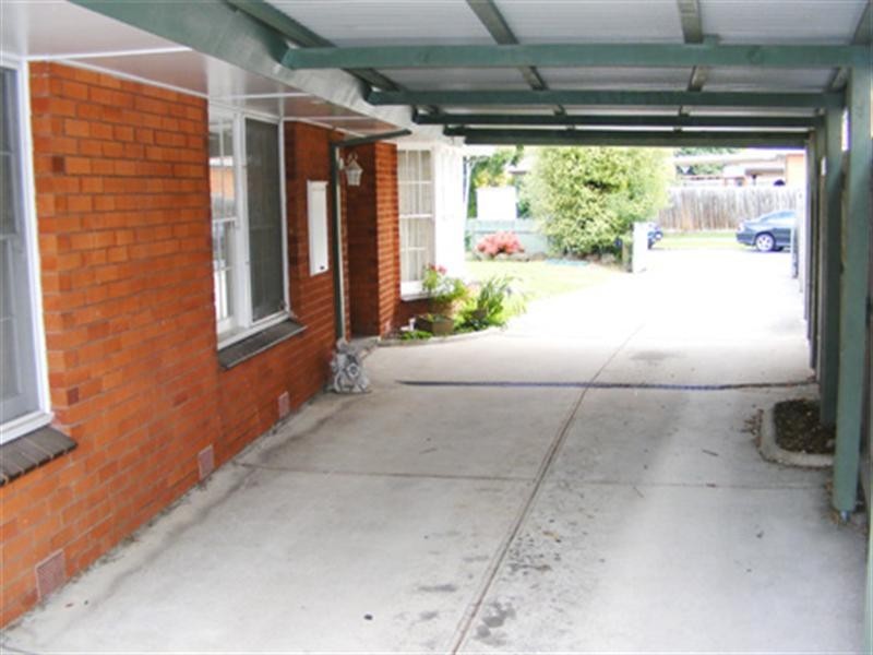 51 Sevenoaks Road, Burwood East VIC 3151