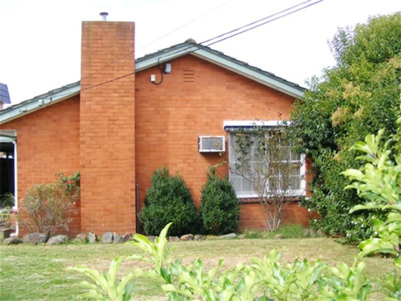 51 Sevenoaks Road, Burwood East VIC 3151