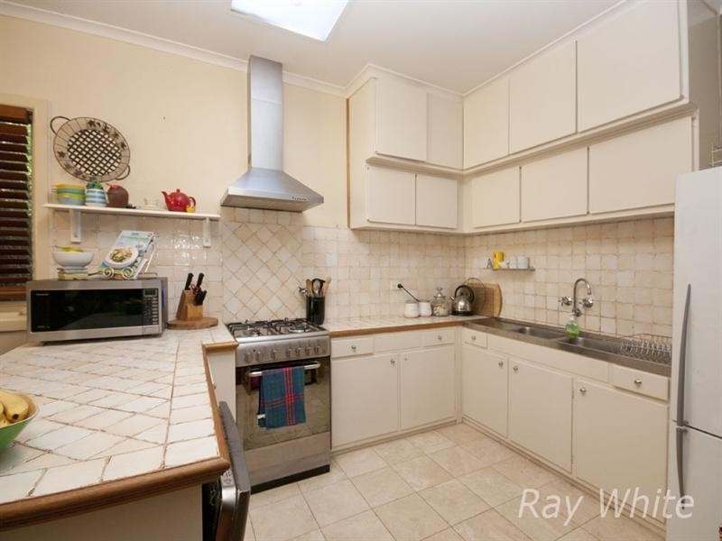 5 Dawe Road, Mitcham VIC 3132