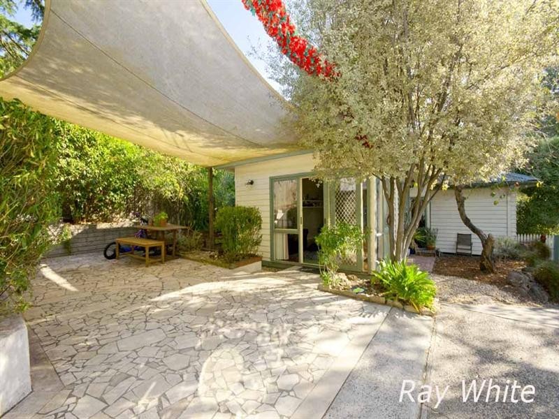 5 Dawe Road, Mitcham VIC 3132