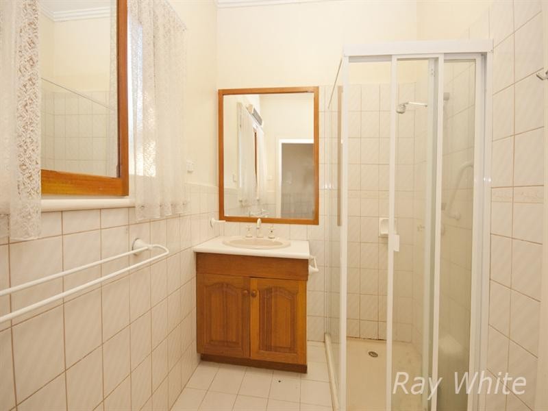 1/3 Kingsclere Street, Vermont VIC 3133