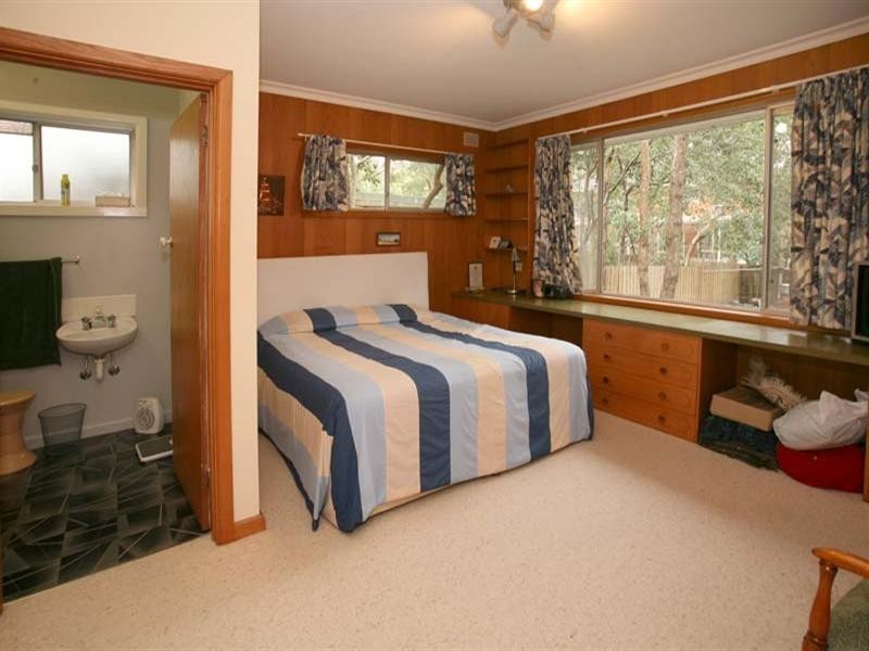 8 Jeffery Street, Blackburn VIC 3130