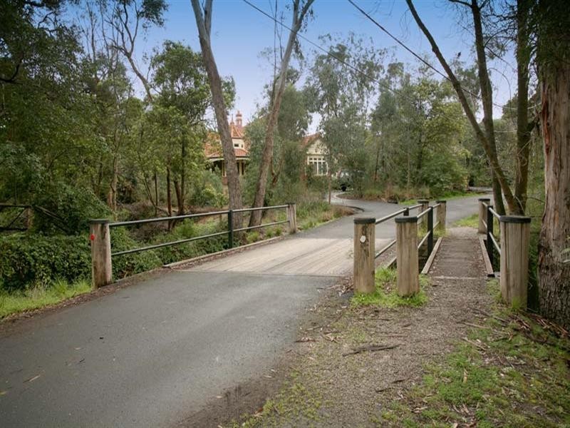 8 Jeffery Street, Blackburn VIC 3130