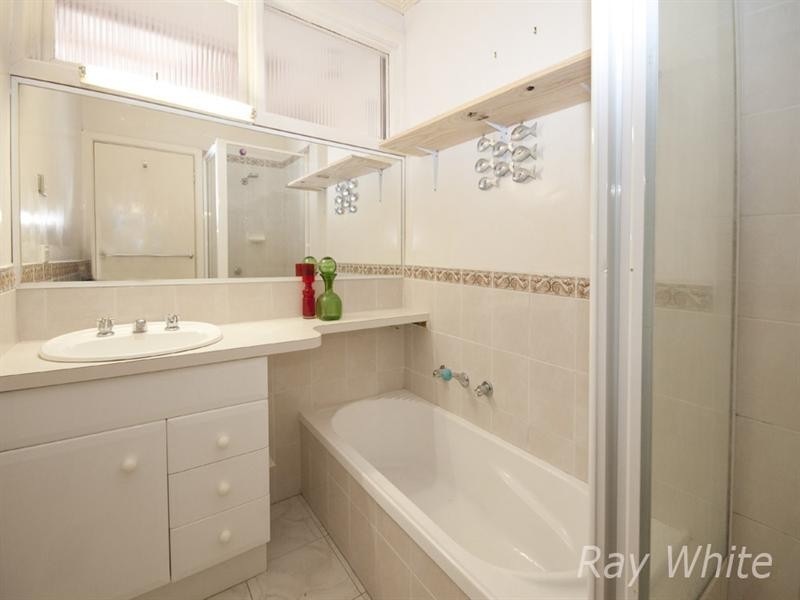 19 Harrow Street, Blackburn South VIC 3130